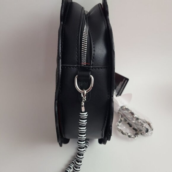 Hot Topic Emily the Strange Cameo Crossbody Black Cat Bag Gothic - Picture 9 of 10
